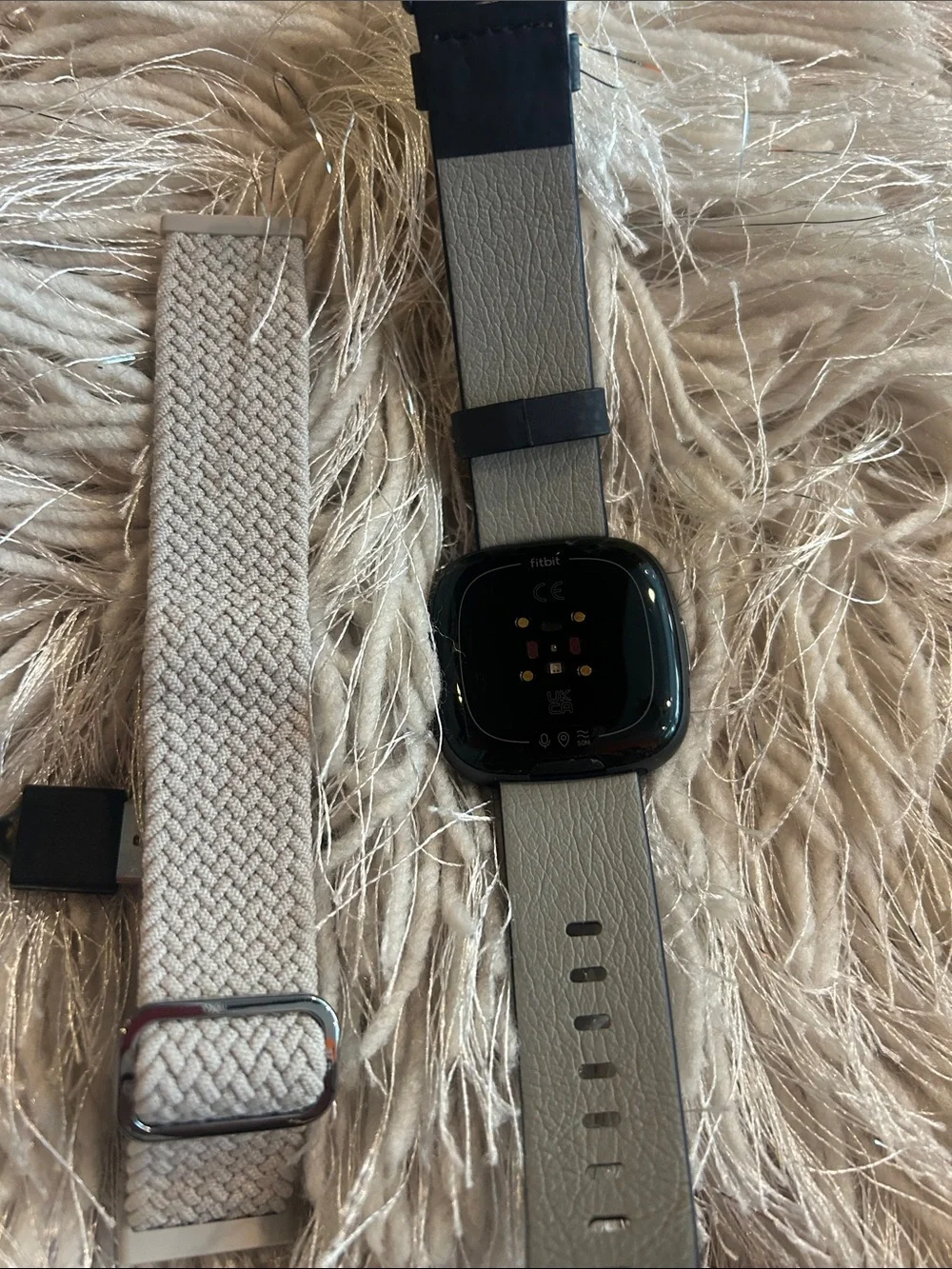 Fitbit versa 4, pre-loved in good condition
